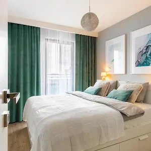Apartament Jana Kazimierza 47 - 2 Sypialnie, 70m2, Balkon, Parking, Wi-fi, Warszawa