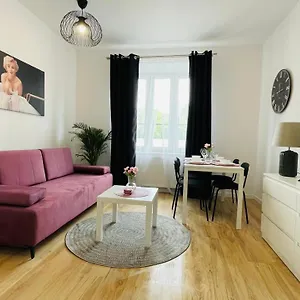 Apartment Jm Millennium Kaweczynska 37, Warsaw